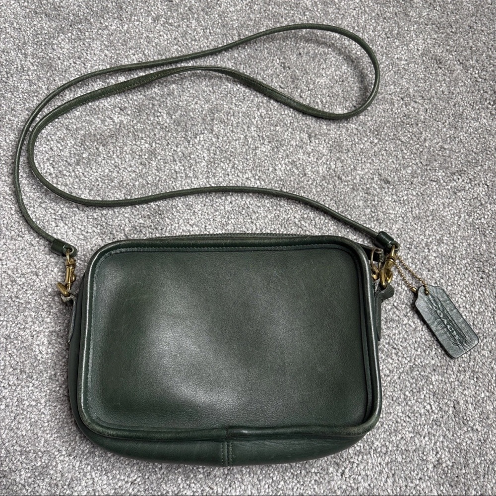 RARE 9925 Vintage Coach Carnival Crossbody Leather Green Bag Purse.